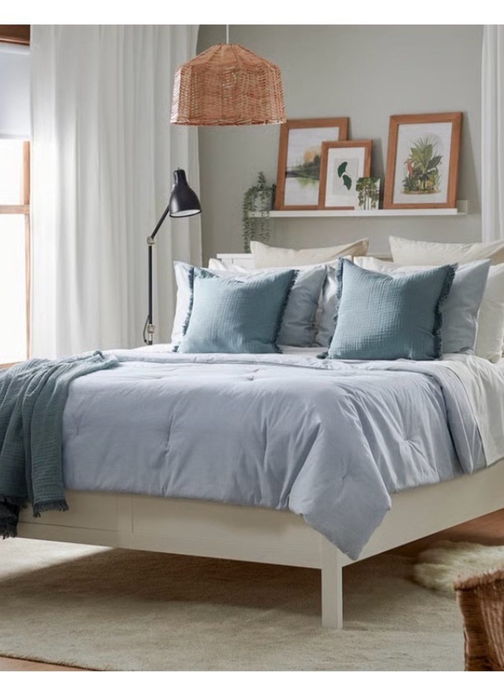 IKEA BERGPALM minimalist tonal Blue Striped Duvet Cover...button closure…king